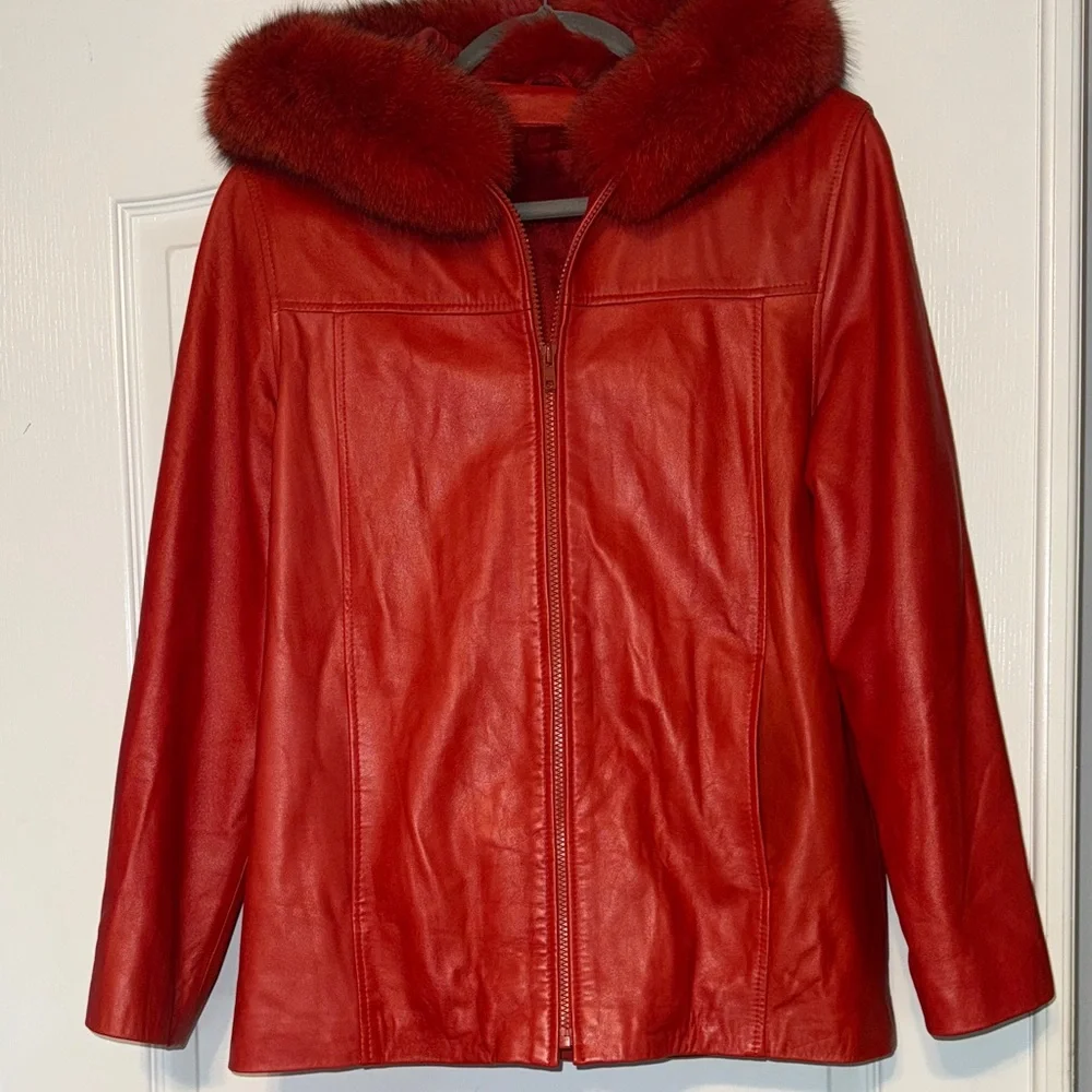 Women's Red Leather Jacket with fox Fur around the hood🥰 - Picture 1 of 14